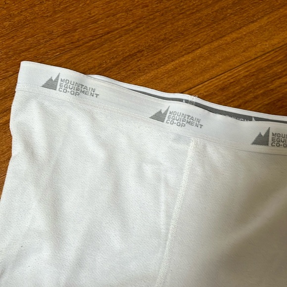 Ski base layer - Picture 2 of 4